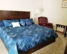 United States Indiana Aurora vacation rental compare prices direct by owner 2373936