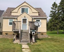 United States Wisconsin Algoma vacation rental compare prices direct by owner 1335967