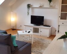 Germany Nordrhein-Westfalen Duisburg vacation rental compare prices direct by owner 5109456