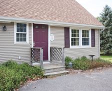 United States Massachusetts Feeding Hills vacation rental compare prices direct by owner 1365099