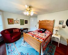 United States Kansas Baldwin City vacation rental compare prices direct by owner 802940