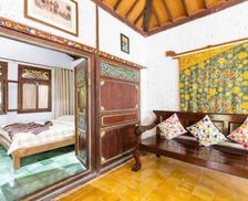 Indonesia Jawa Barat Bogor Tengah vacation rental compare prices direct by owner 8761615