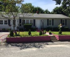 United States Rhode Island West Warwick vacation rental compare prices direct by owner 1184834