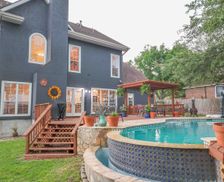 United States Texas Castroville vacation rental compare prices direct by owner 26500431