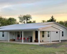 United States Texas Royse City vacation rental compare prices direct by owner 2633063