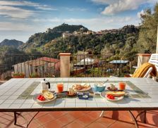 Italy Sicilia Savoca vacation rental compare prices direct by owner 14815337