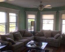United States Massachusetts New Bedford vacation rental compare prices direct by owner 836206