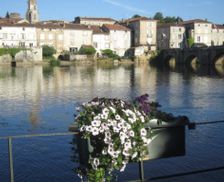 France Nouvelle-Aquitaine Confolens vacation rental compare prices direct by owner 4980701