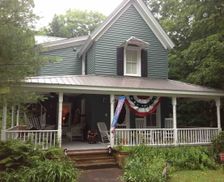 United States New York Lake George vacation rental compare prices direct by owner 2683727