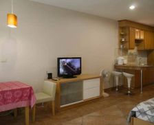 Thailand Chon Buri Pattaya vacation rental compare prices direct by owner 8130935