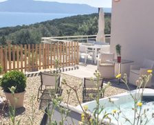 France Corse Serra-di-Ferro vacation rental compare prices direct by owner 11610000