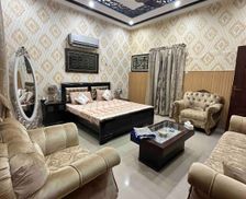 Pakistan Punjab Multan vacation rental compare prices direct by owner 8971630