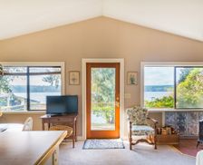 United States Washington Bainbridge Island vacation rental compare prices direct by owner 1176128