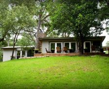 United States Texas Wimberley vacation rental compare prices direct by owner 29902524