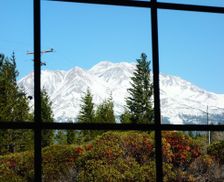 United States California Mount Shasta vacation rental compare prices direct by owner 11594922