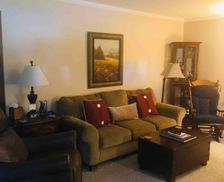 United States Tennessee Martin vacation rental compare prices direct by owner 311980