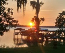 United States Florida Crescent City vacation rental compare prices direct by owner 1152983