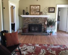 United States California Exeter vacation rental compare prices direct by owner 1101954