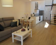 Spain Comunidad Valenciana Alicante (Alacant) vacation rental compare prices direct by owner 11564465