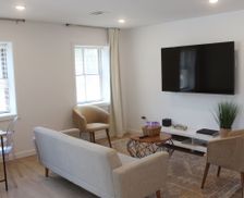 United States New Jersey Newark vacation rental compare prices direct by owner 23615796