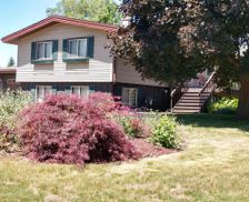 United States Wisconsin Greenfield vacation rental compare prices direct by owner 1364014