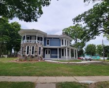 United States Michigan Owosso vacation rental compare prices direct by owner 13218902