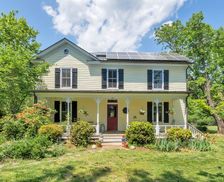 United States Virginia Crozet vacation rental compare prices direct by owner 11581884