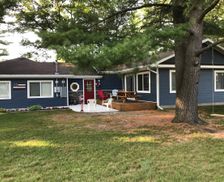 United States Michigan Indian River vacation rental compare prices direct by owner 1123885