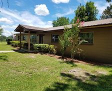 United States Florida Alachua vacation rental compare prices direct by owner 2673328