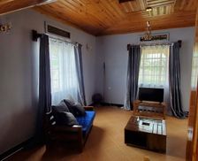 Uganda Western Region Fort Portal vacation rental compare prices direct by owner 27484862