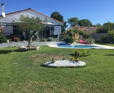 France Nouvelle-Aquitaine Meschers-sur-Gironde vacation rental compare prices direct by owner 11260407