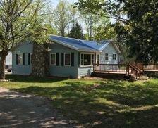 United States Michigan Millersburg vacation rental compare prices direct by owner 13062948