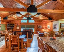 United States Wisconsin Lake Delton vacation rental compare prices direct by owner 301276