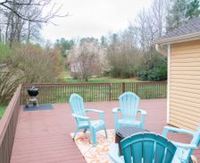 United States North Carolina East Flat Rock vacation rental compare prices direct by owner 32478006