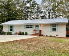 United States Alabama Auburn vacation rental compare prices direct by owner 174351