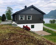 Norway Møre og Romsdal Lauvstad vacation rental compare prices direct by owner 4112551