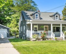 United States Michigan Traverse City vacation rental compare prices direct by owner 9367867