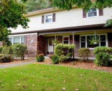 United States New York Clifton Park vacation rental compare prices direct by owner 11455029