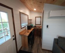 United States New York Beaver Dams vacation rental compare prices direct by owner 24502397