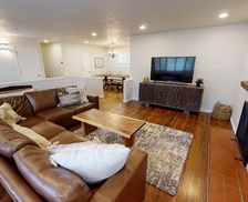 United States Nevada Reno vacation rental compare prices direct by owner 1372455