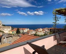 Italy Liguria Cipressa vacation rental compare prices direct by owner 4919199