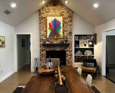 United States Texas Buda vacation rental compare prices direct by owner 11375239