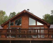 United States New York North Creek vacation rental compare prices direct by owner 24985057