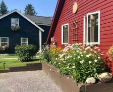 United States New York Cazenovia vacation rental compare prices direct by owner 622447