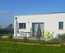 France Bretagne Penvénan vacation rental compare prices direct by owner 11550678