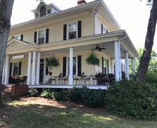United States Virginia Bedford vacation rental compare prices direct by owner 965719