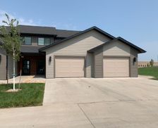 United States Iowa Sioux Center vacation rental compare prices direct by owner 2109846