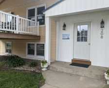 United States Iowa Clear Lake vacation rental compare prices direct by owner 2116542