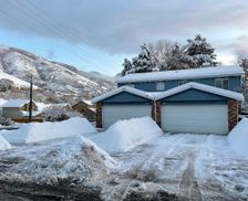United States Utah Cottonwood Heights vacation rental compare prices direct by owner 2684213