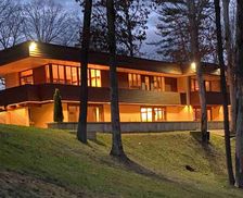 United States West Virginia Beckley vacation rental compare prices direct by owner 2150385